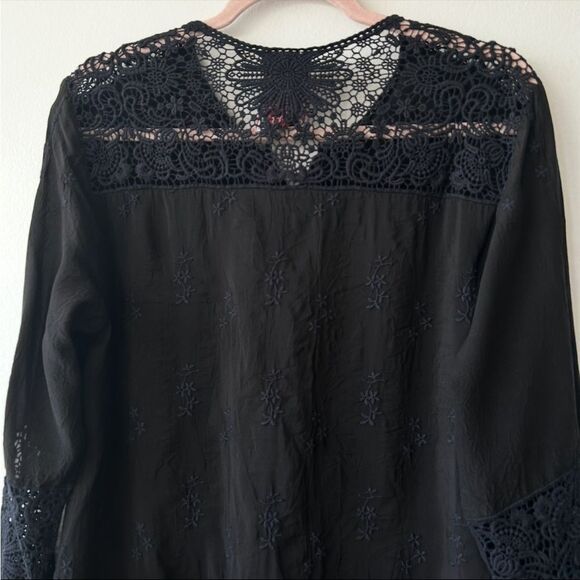 Johnny Was Embroidered Tunic in black - Picture 7 of 8